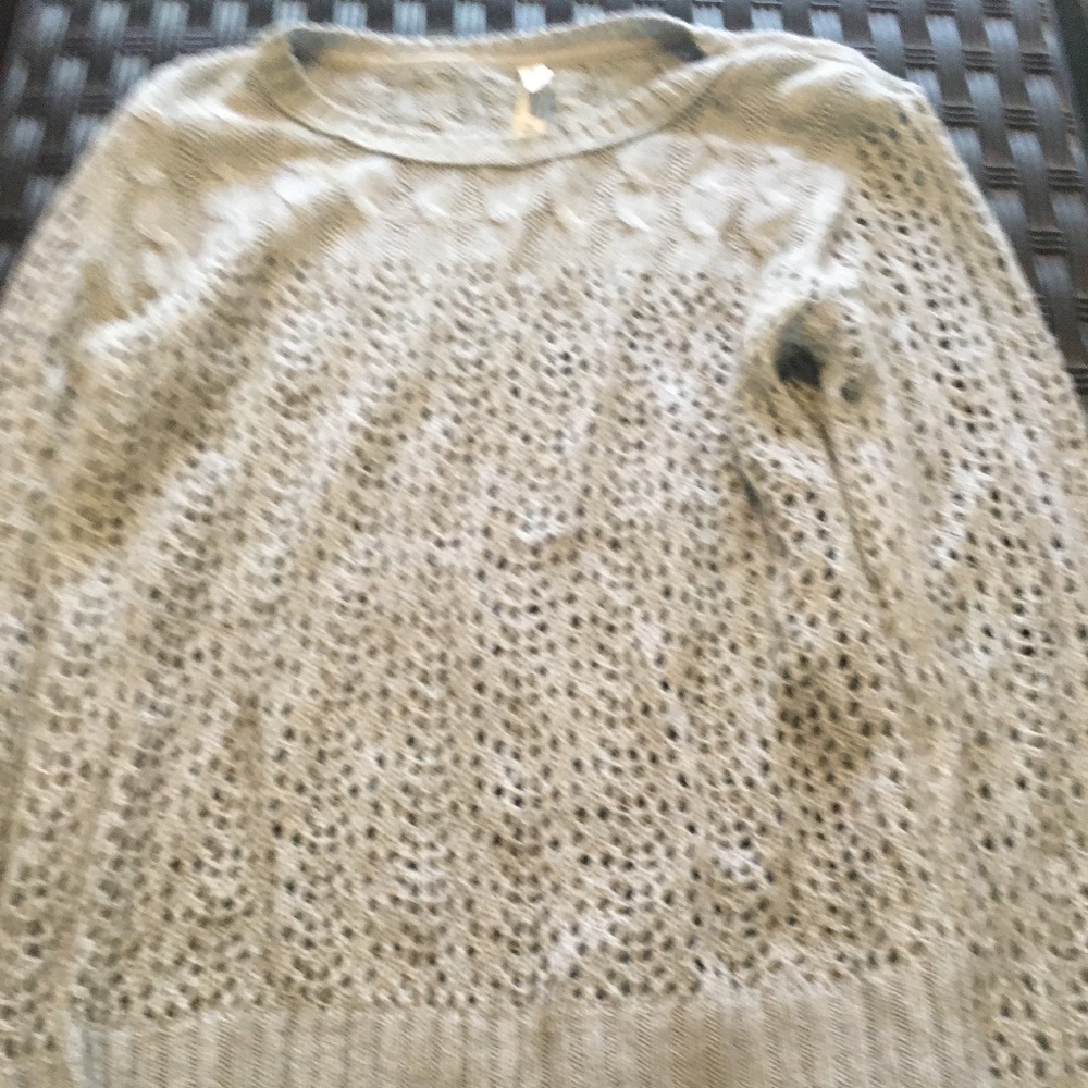 Aeropostale Eyelash Pull Over Sweater